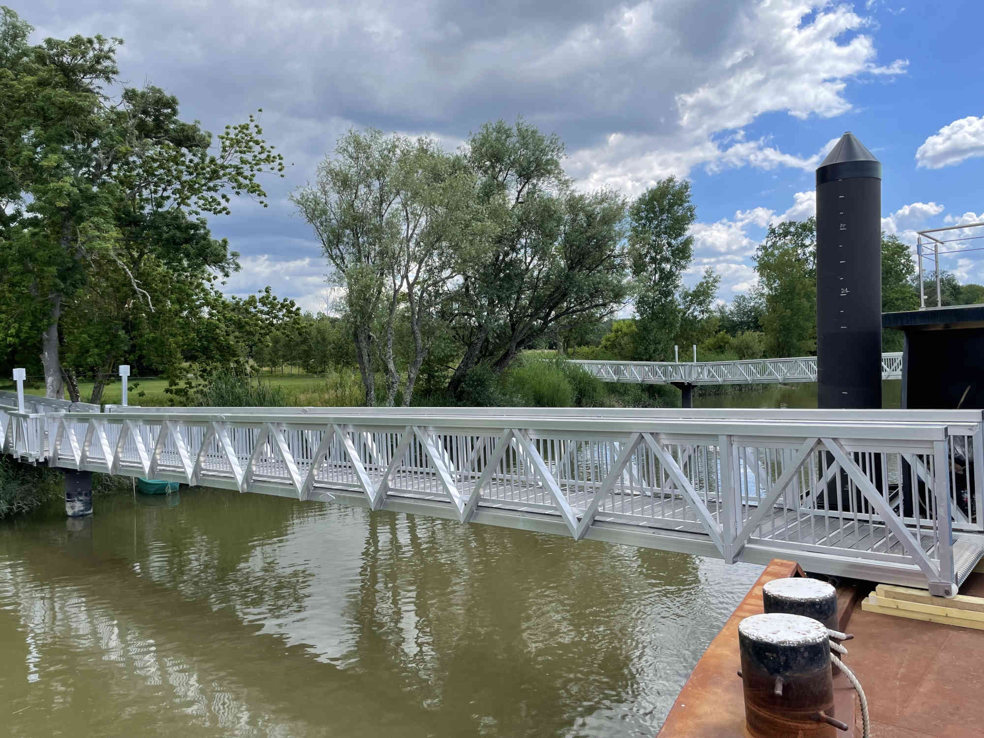 Péniche du Mascaret passerelles alu